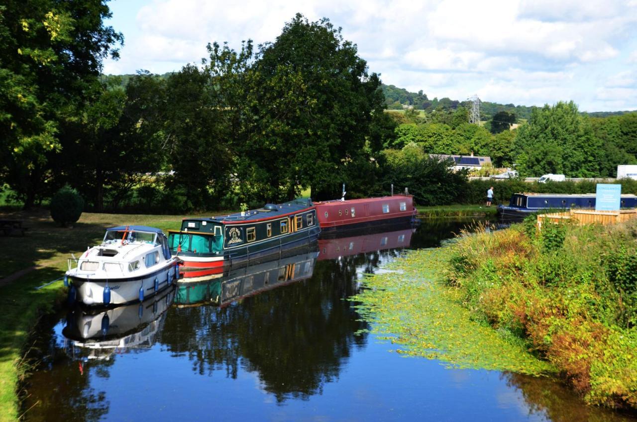 Tewitfield Marina Carnforth Exterior foto