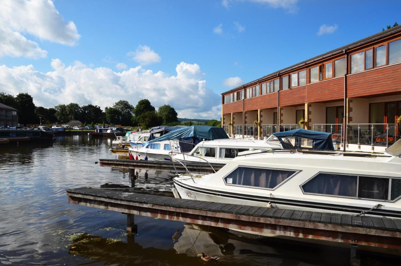 Tewitfield Marina Carnforth Exterior foto